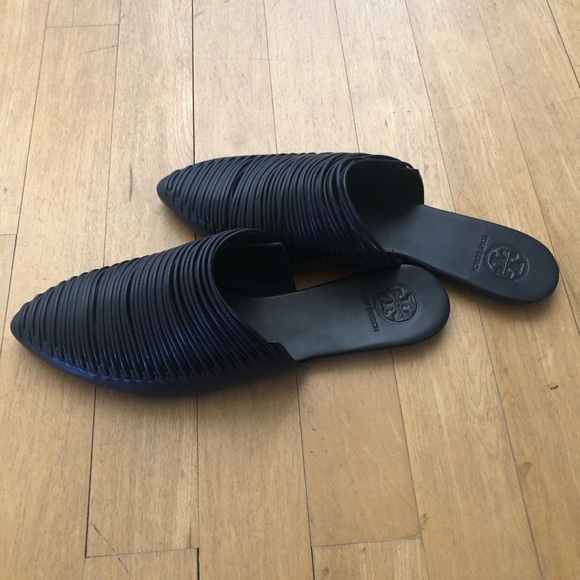 Sandals - Picture 2 of 3